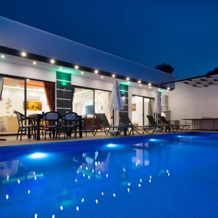 Hotel Anemon 4 *